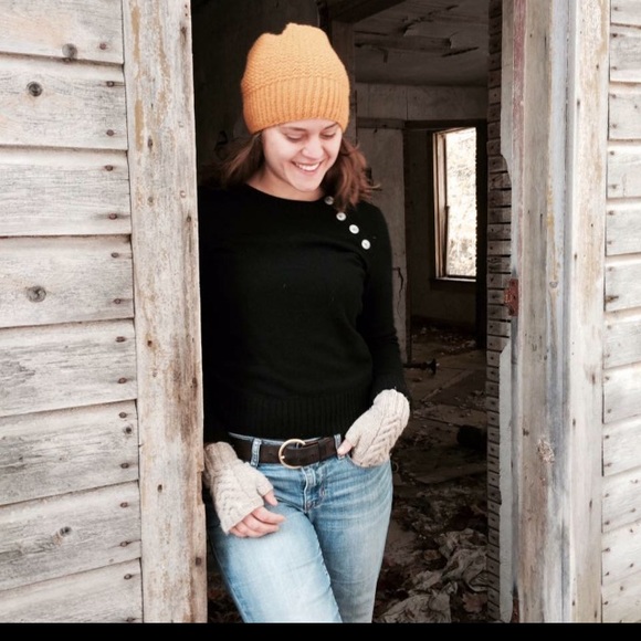 Meet your Posher, Patricia - Picture 1 of 1